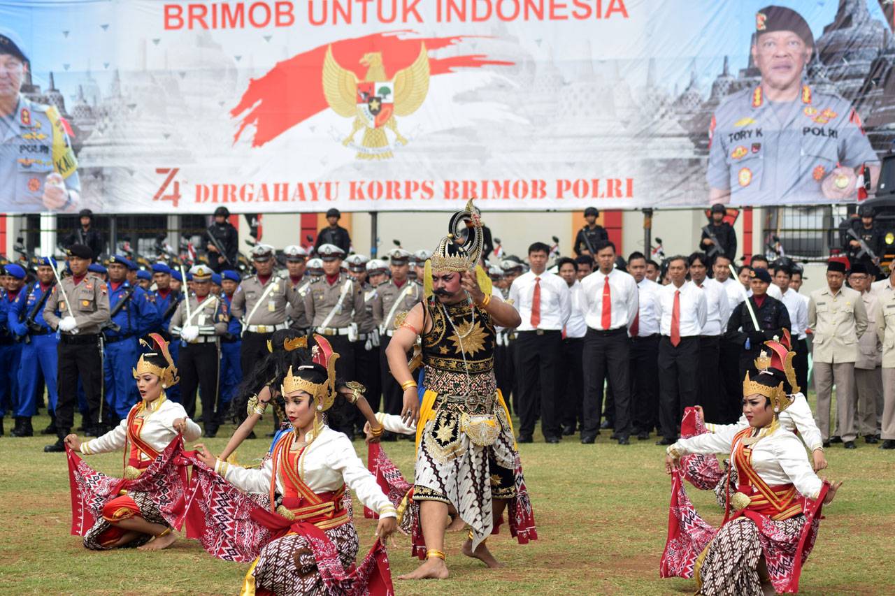 Atraksi Budaya Meriahkan...