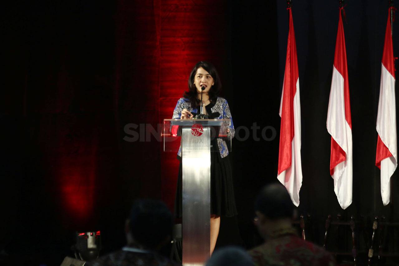 Economic Outlook: Membedah...