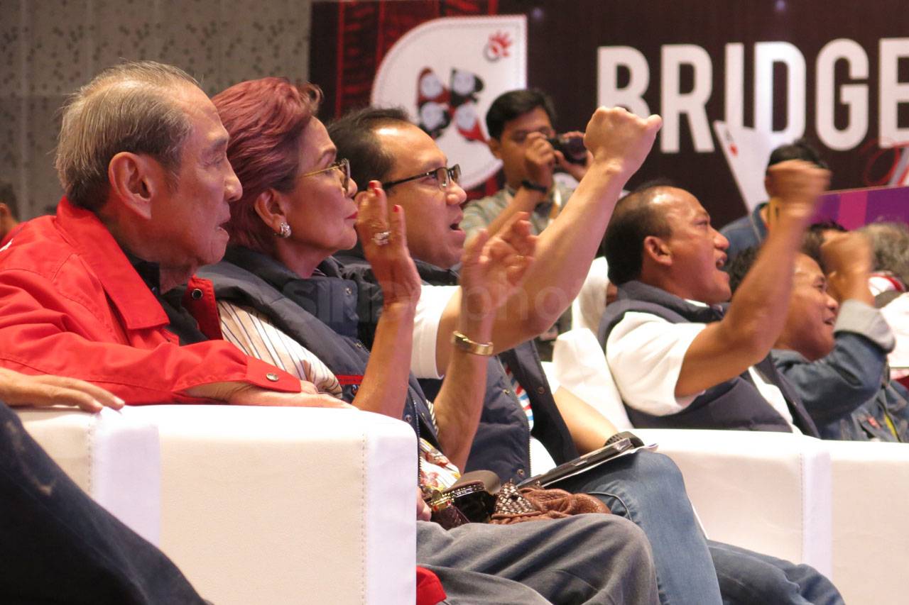 TelkomGroup Kembali...
