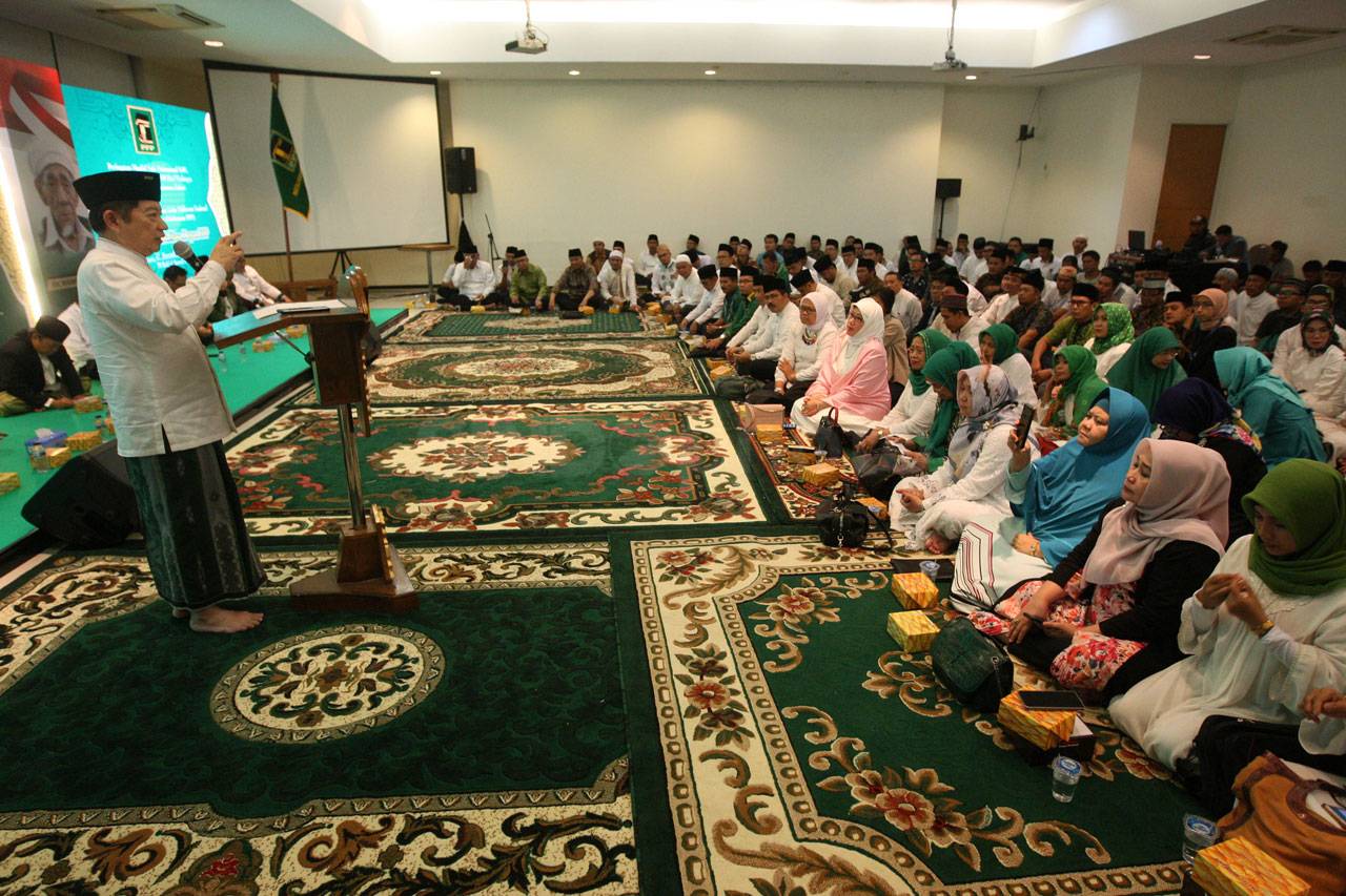 PPP Gelar Doa Bersama...