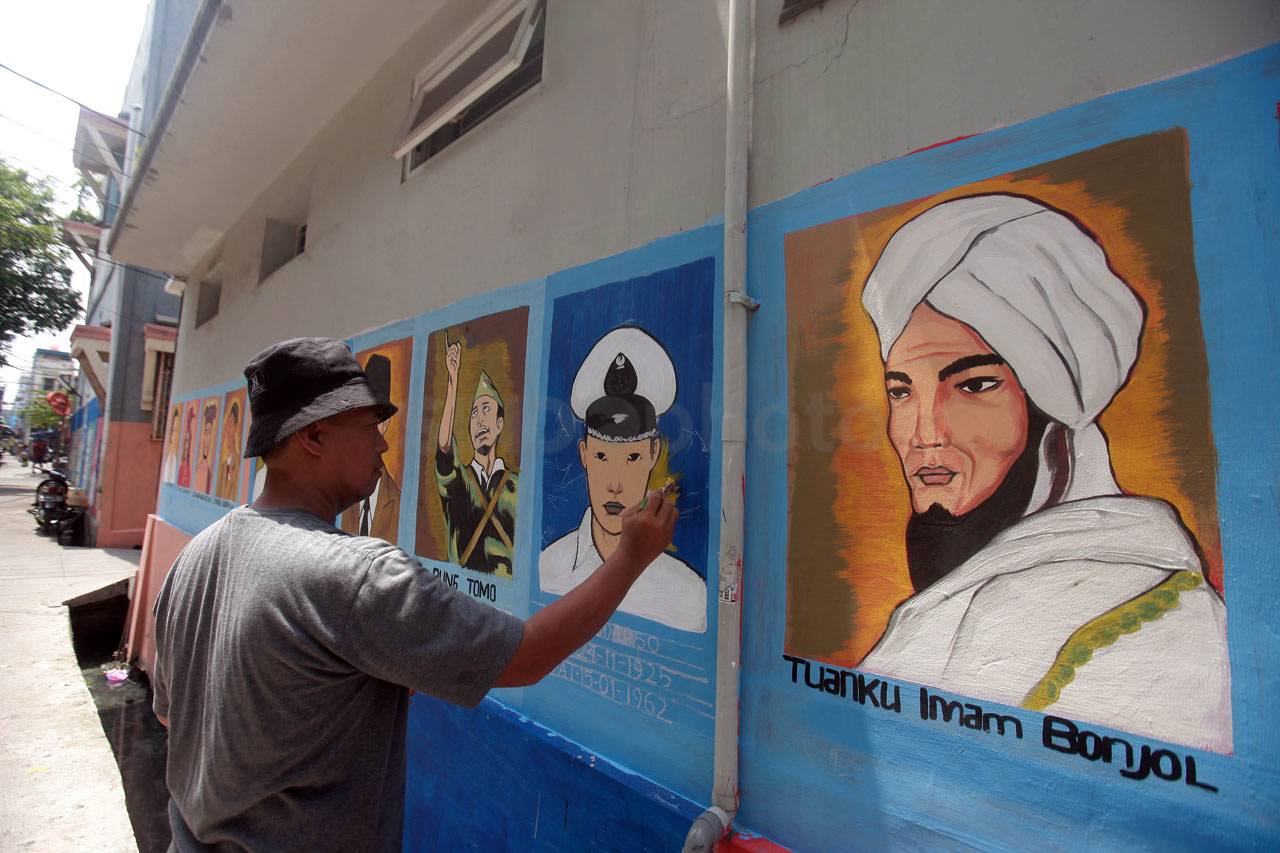 Mural Edukasi di Pademangan...
