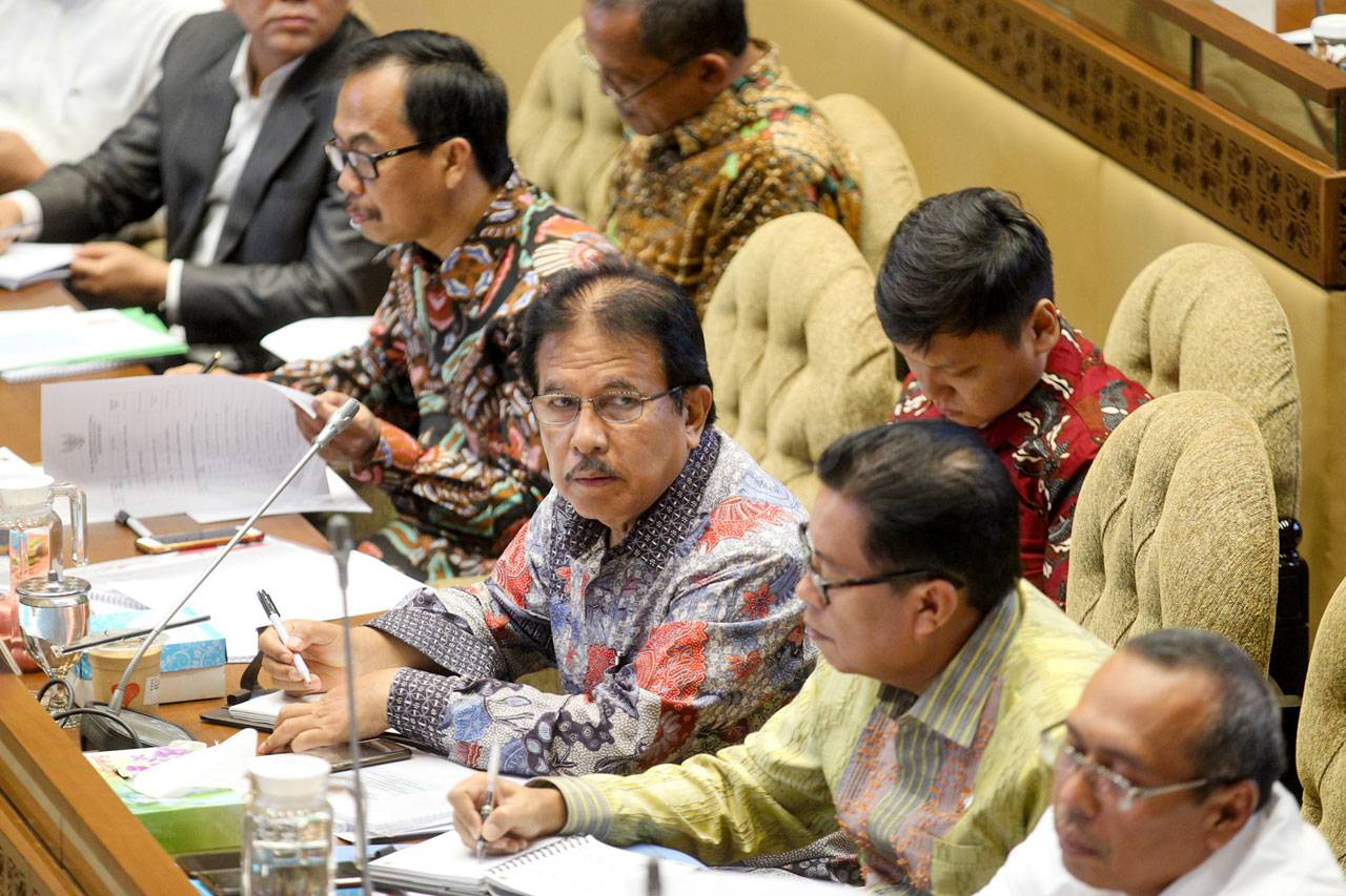 Menteri Agraria Sofyan...