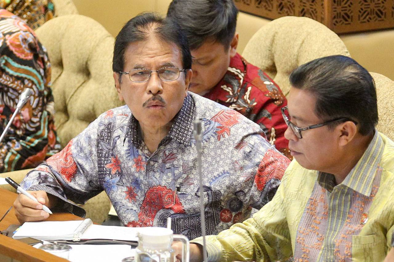 Menteri Agraria Sofyan...