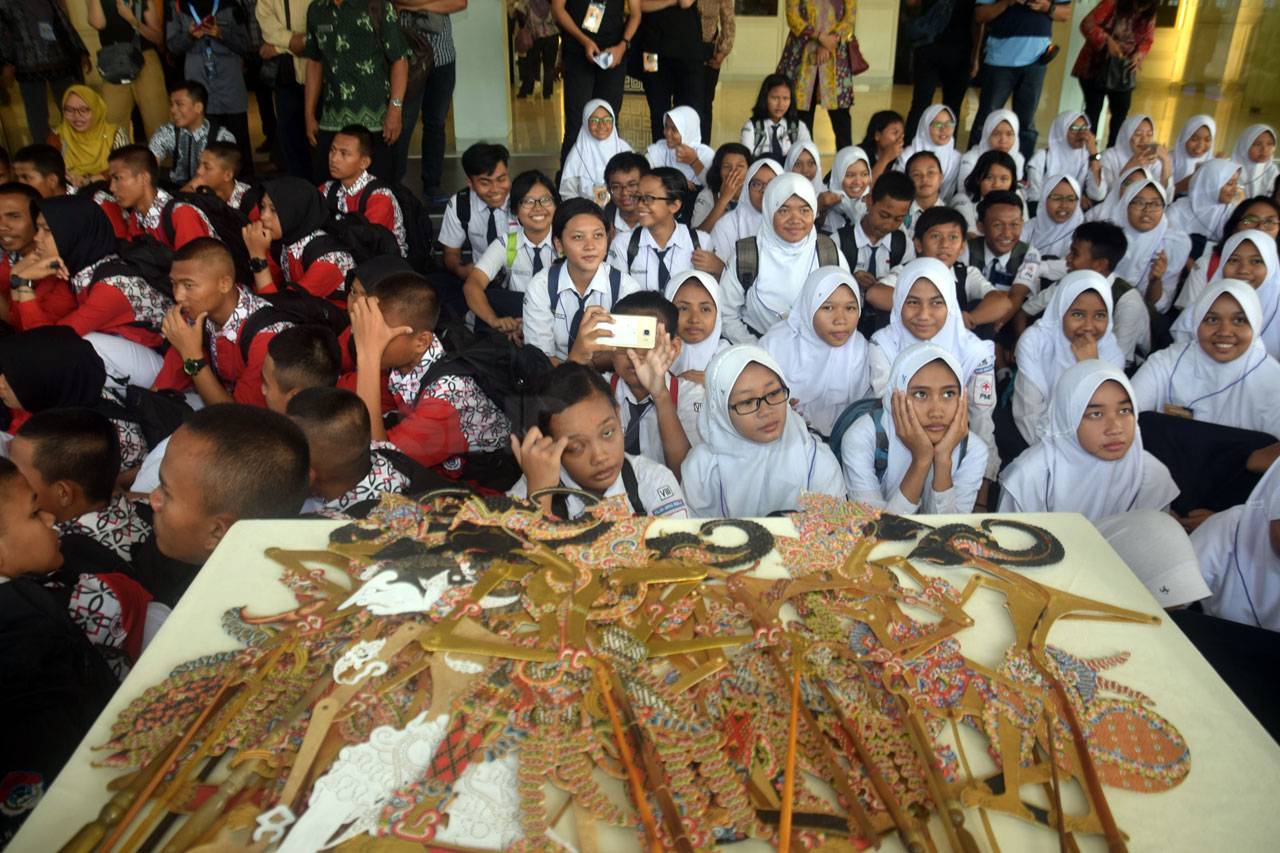 Semarak Wayang For Student...