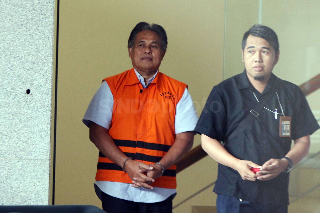 KPK Lanjutkan Pemeriksaan...