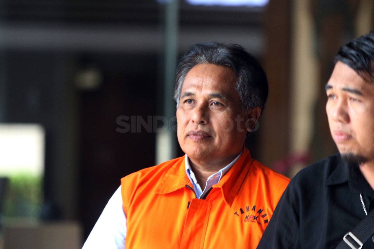 KPK Lanjutkan Pemeriksaan...