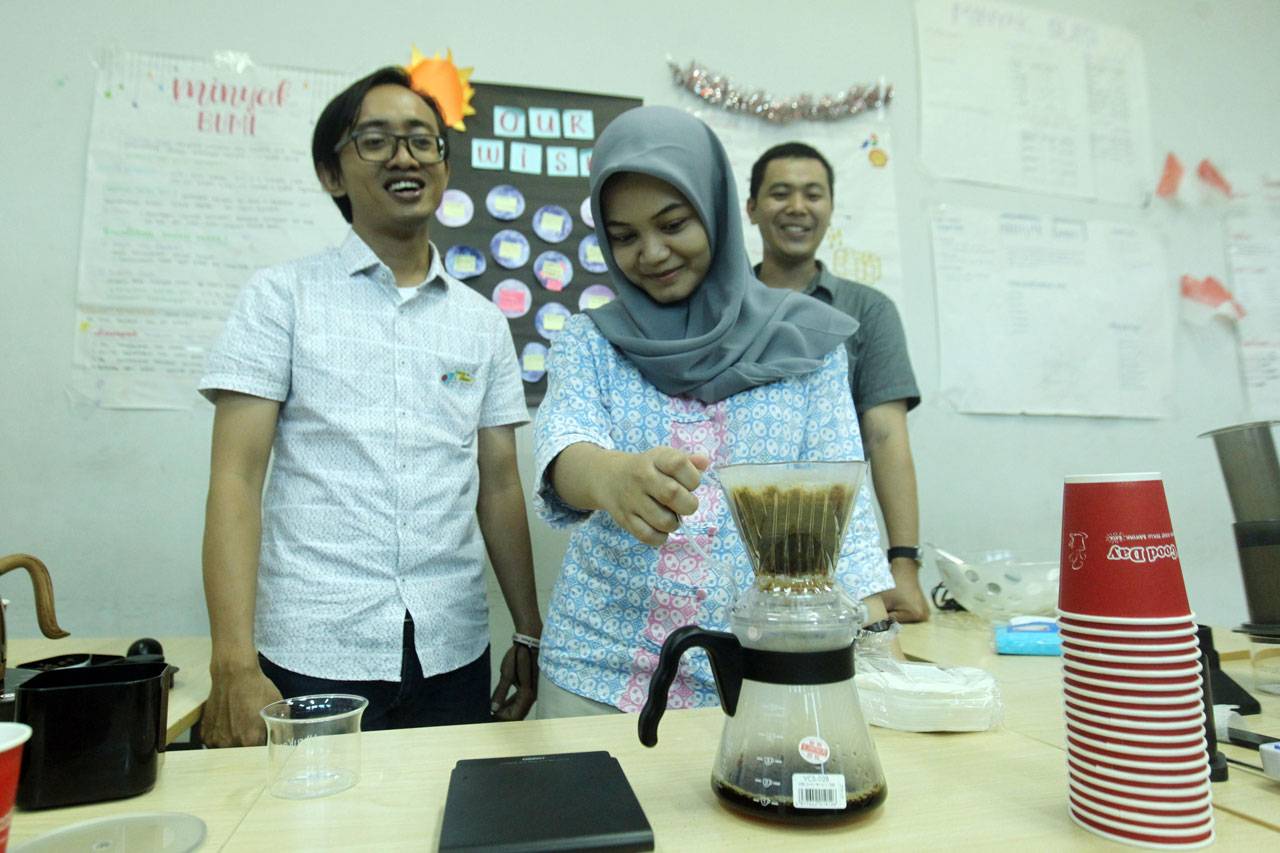Duta Kopi Kapal Api...