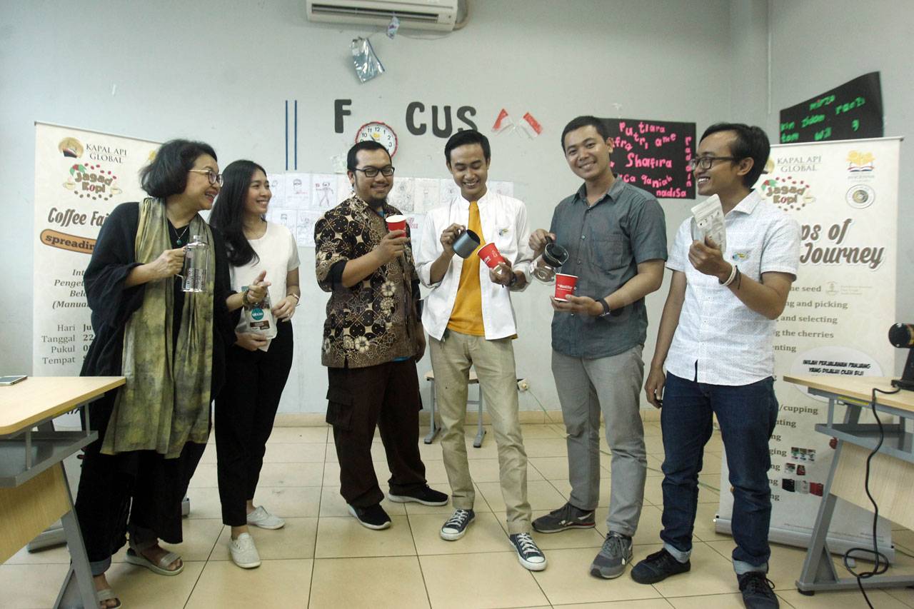 Duta Kopi Kapal Api...