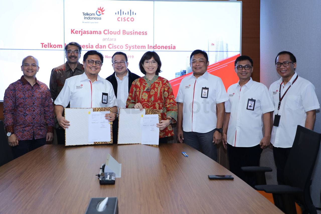 Telkom Jajaki Kerja...