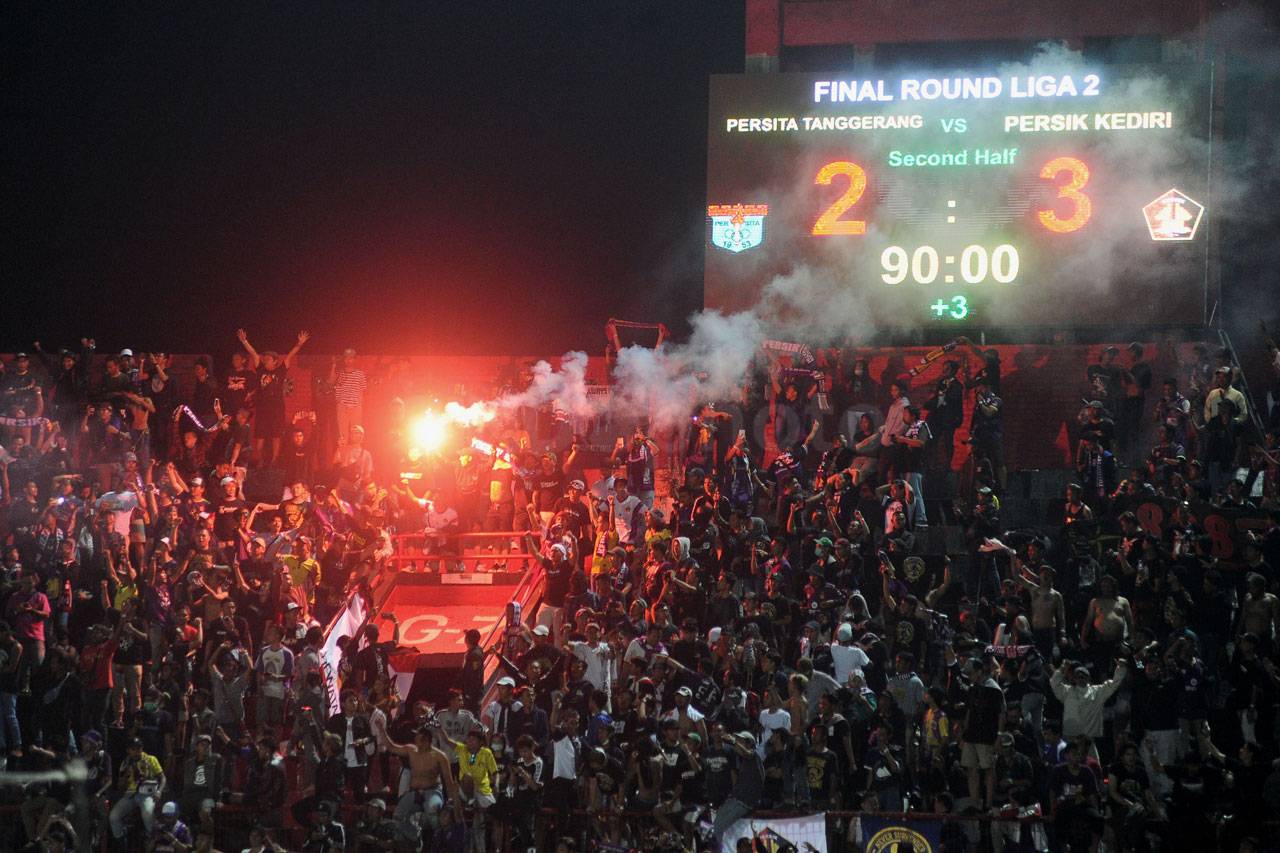 Tundukkan Persita Tangerang...