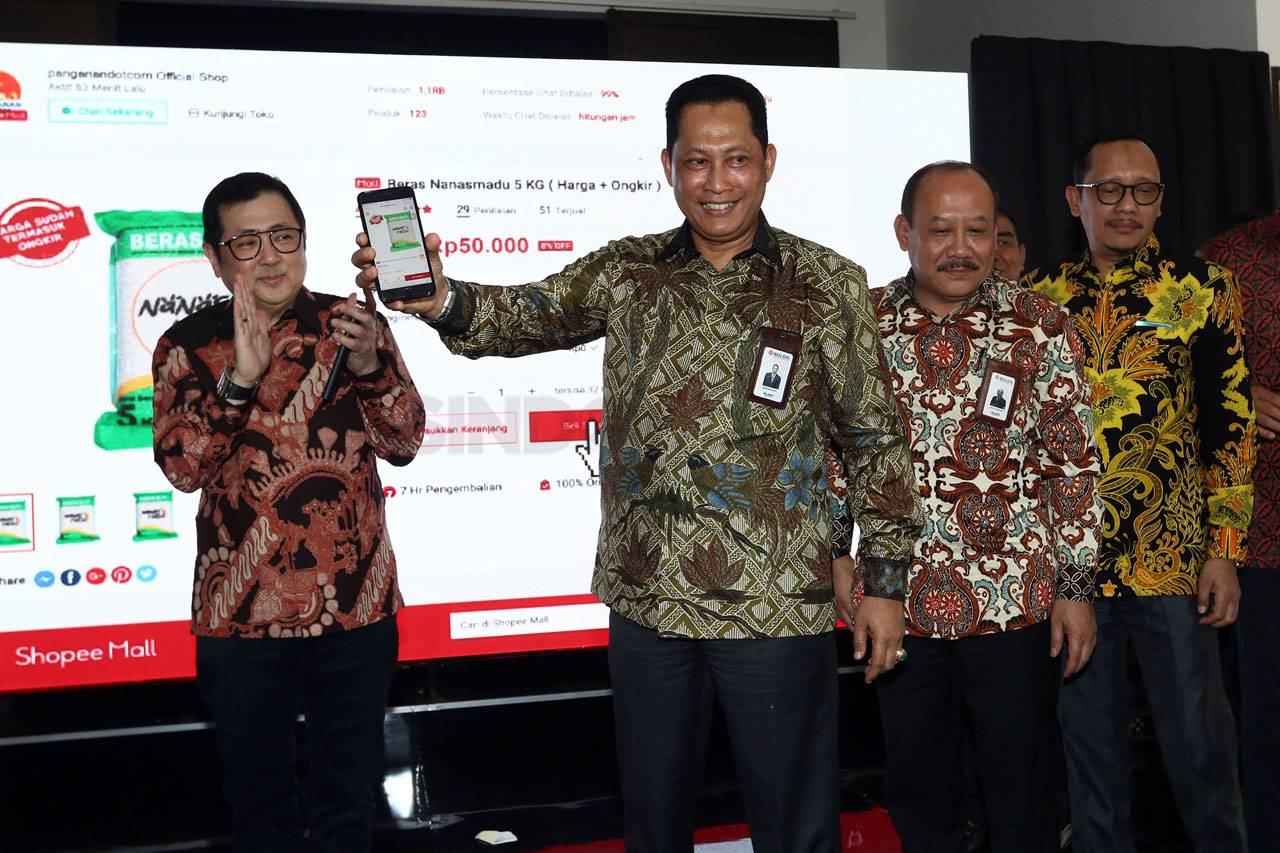 Perum Bulog Luncurkan...
