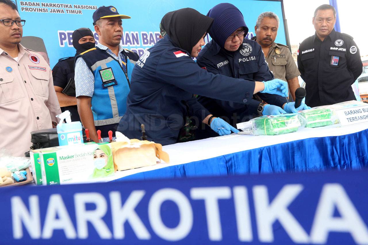 BNNP Jatim Musnahkan...