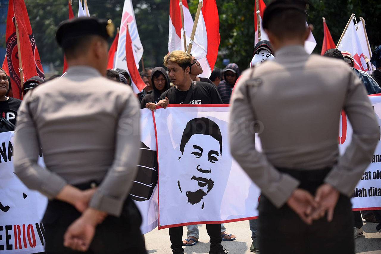 Buruh Pelabuhan Gelar...