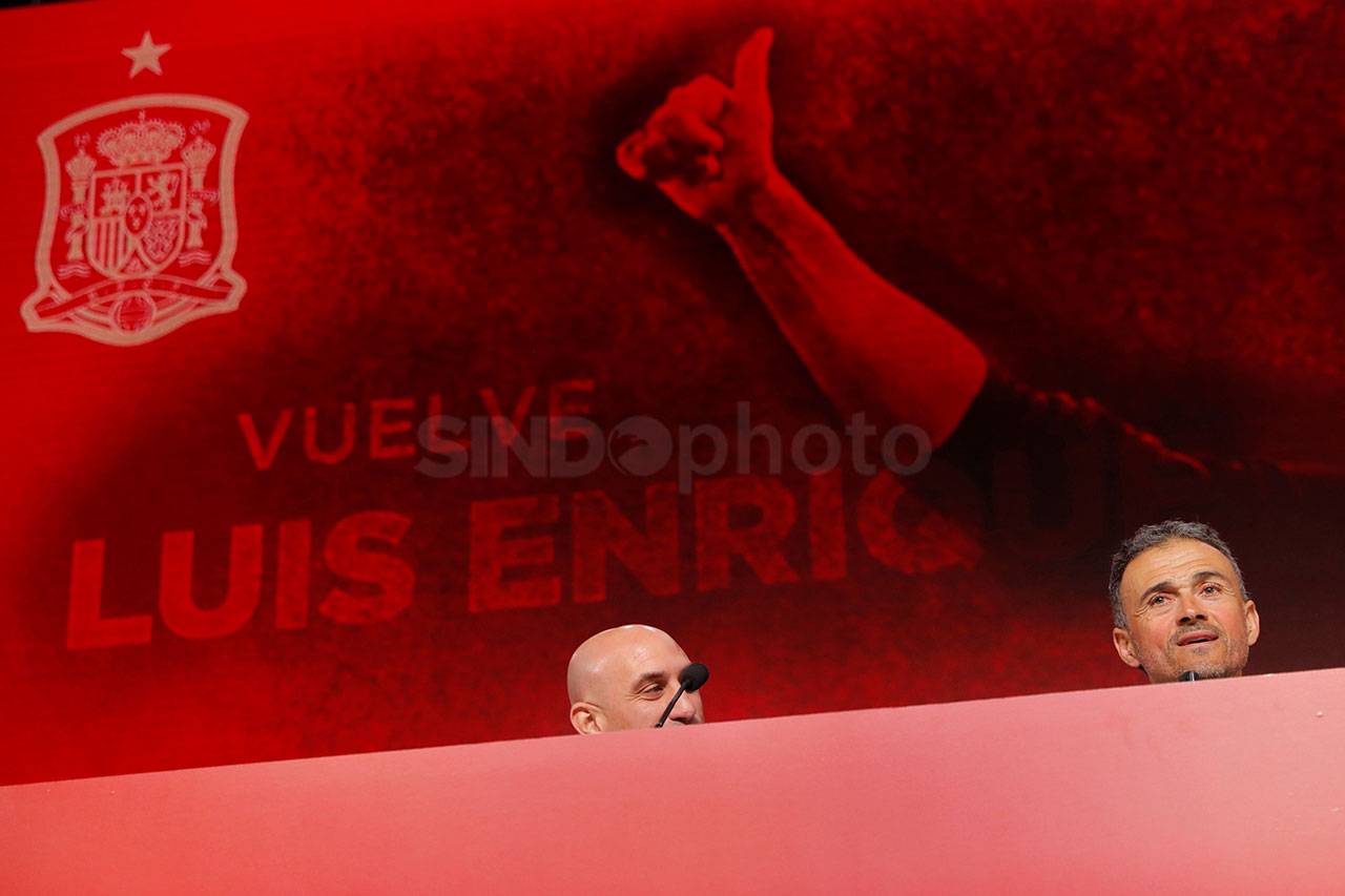 Tunjukkan Jersey, Luis...