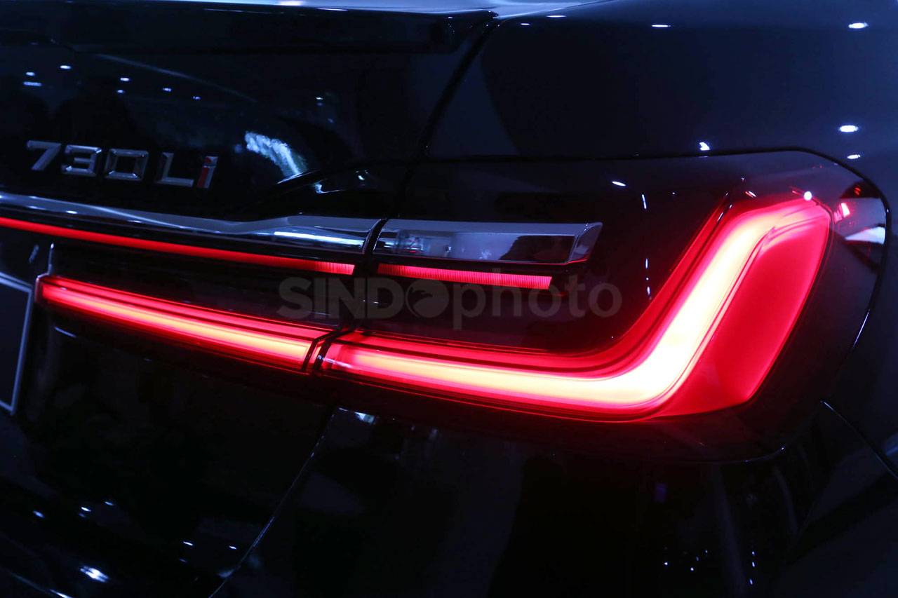 New BMW Seri 7 Hadir...
