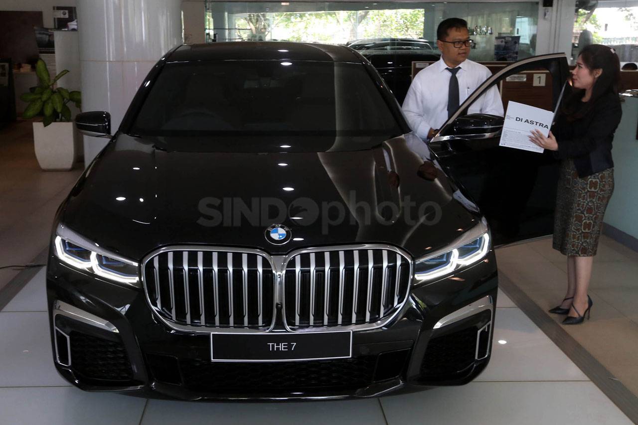 New BMW Seri 7 Hadir...