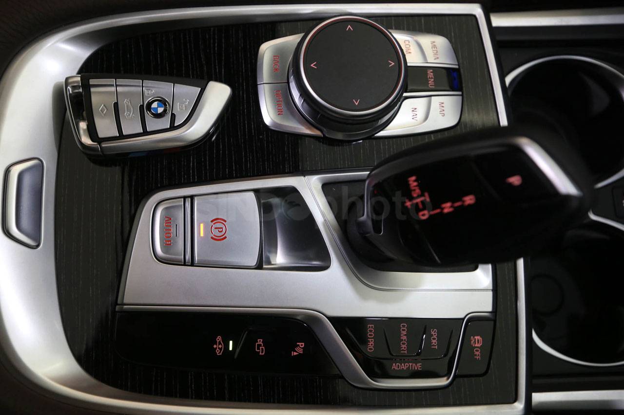 New BMW Seri 7 Hadir...