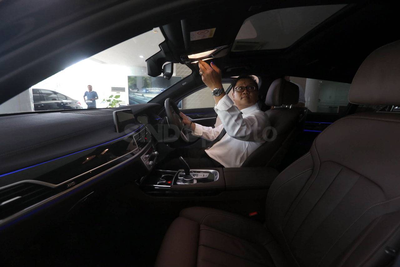 New BMW Seri 7 Hadir...