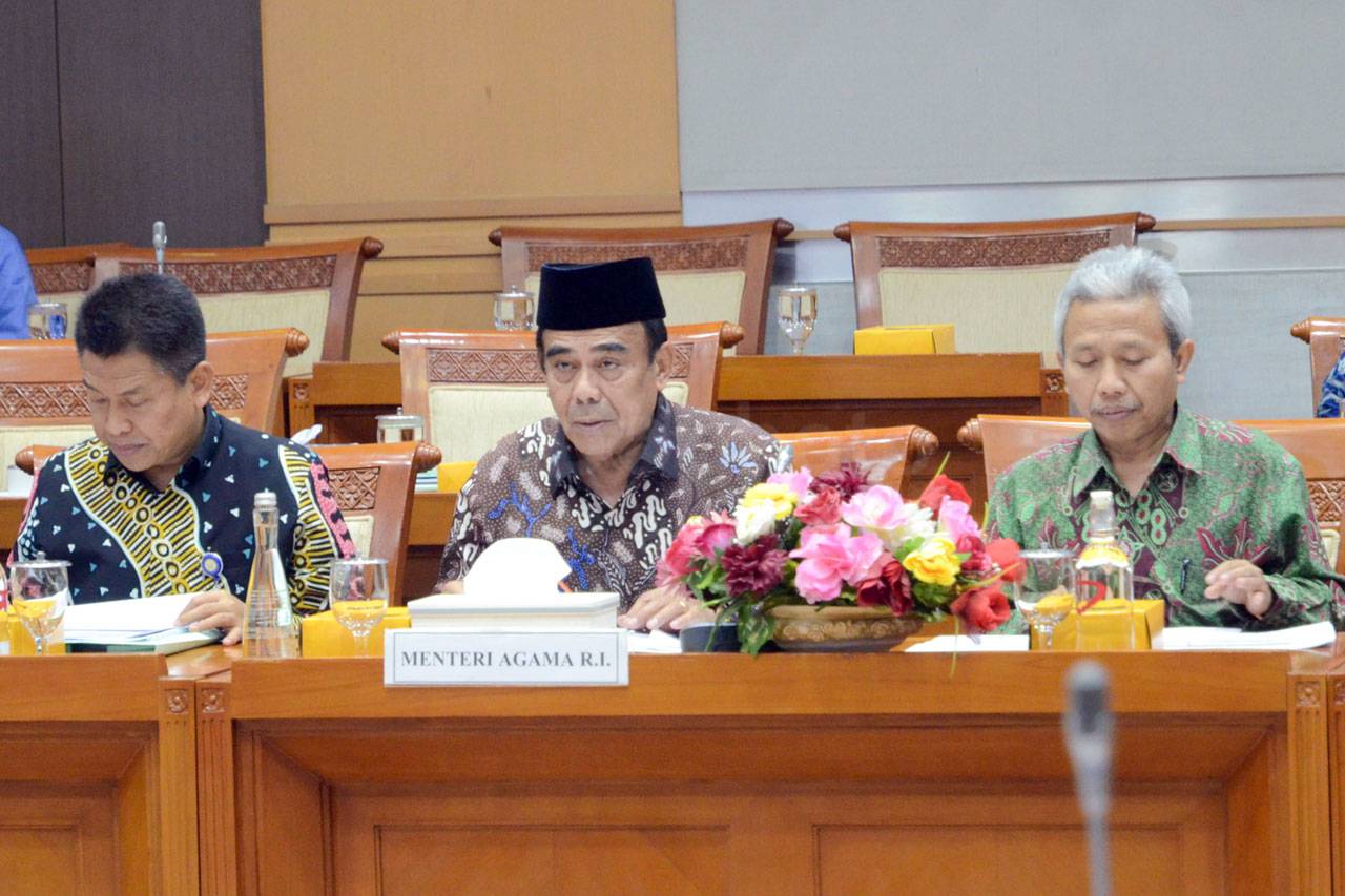 Menag Raker dengan Komisi...