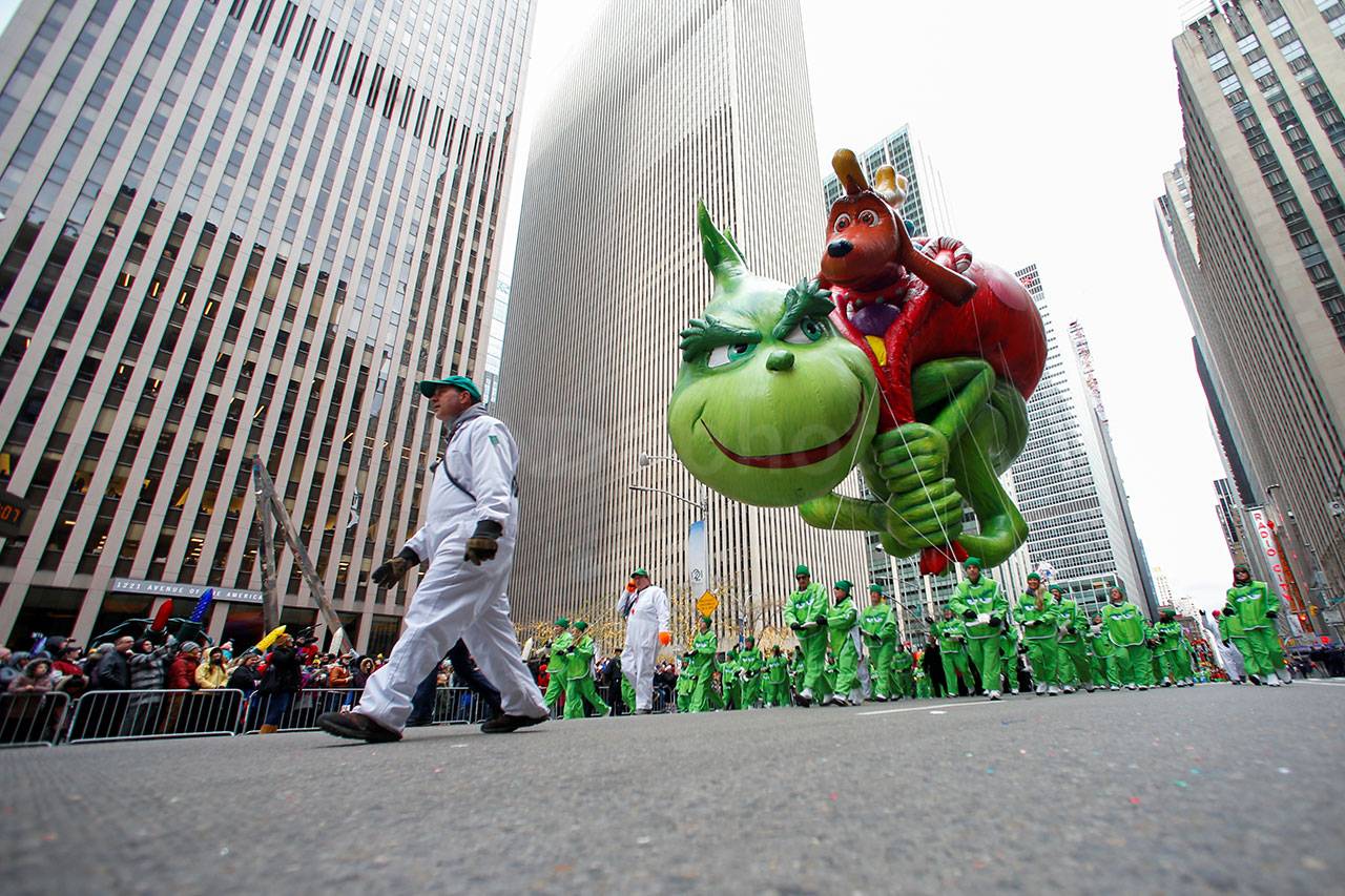 Balon Raksasa Snoopy...