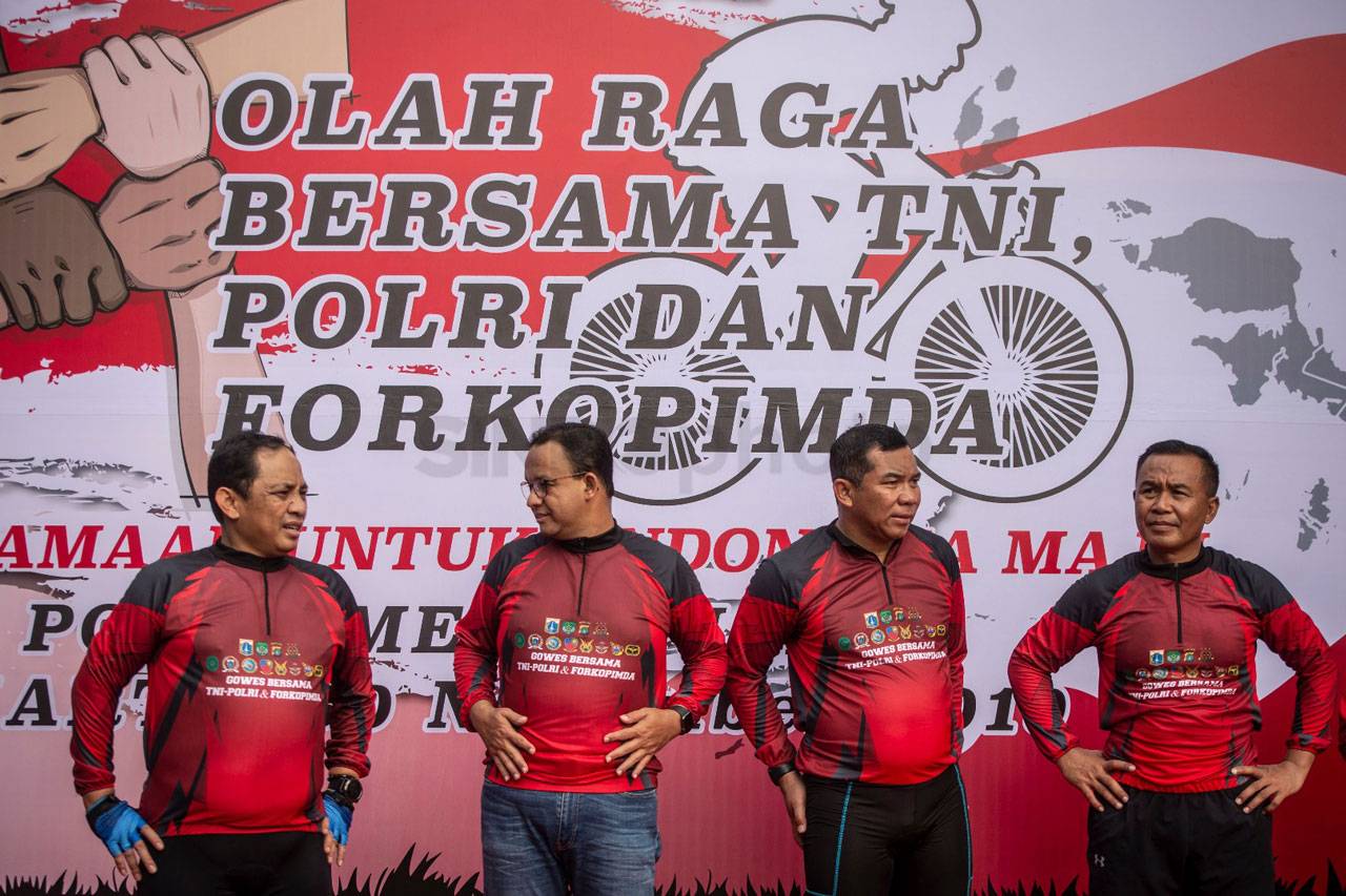 Gubernur DKI Olahraga...