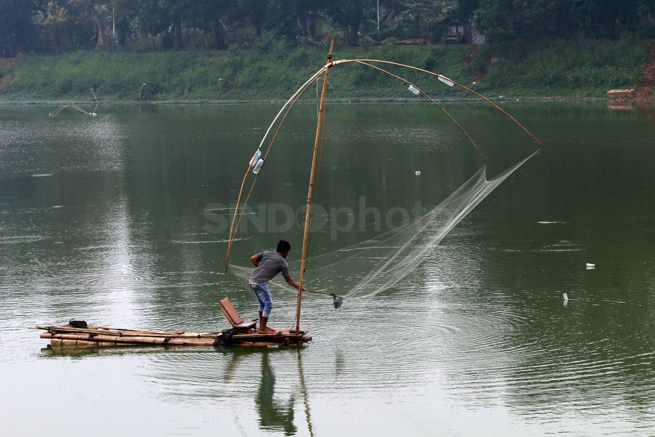 Mencari Ikan dengan...