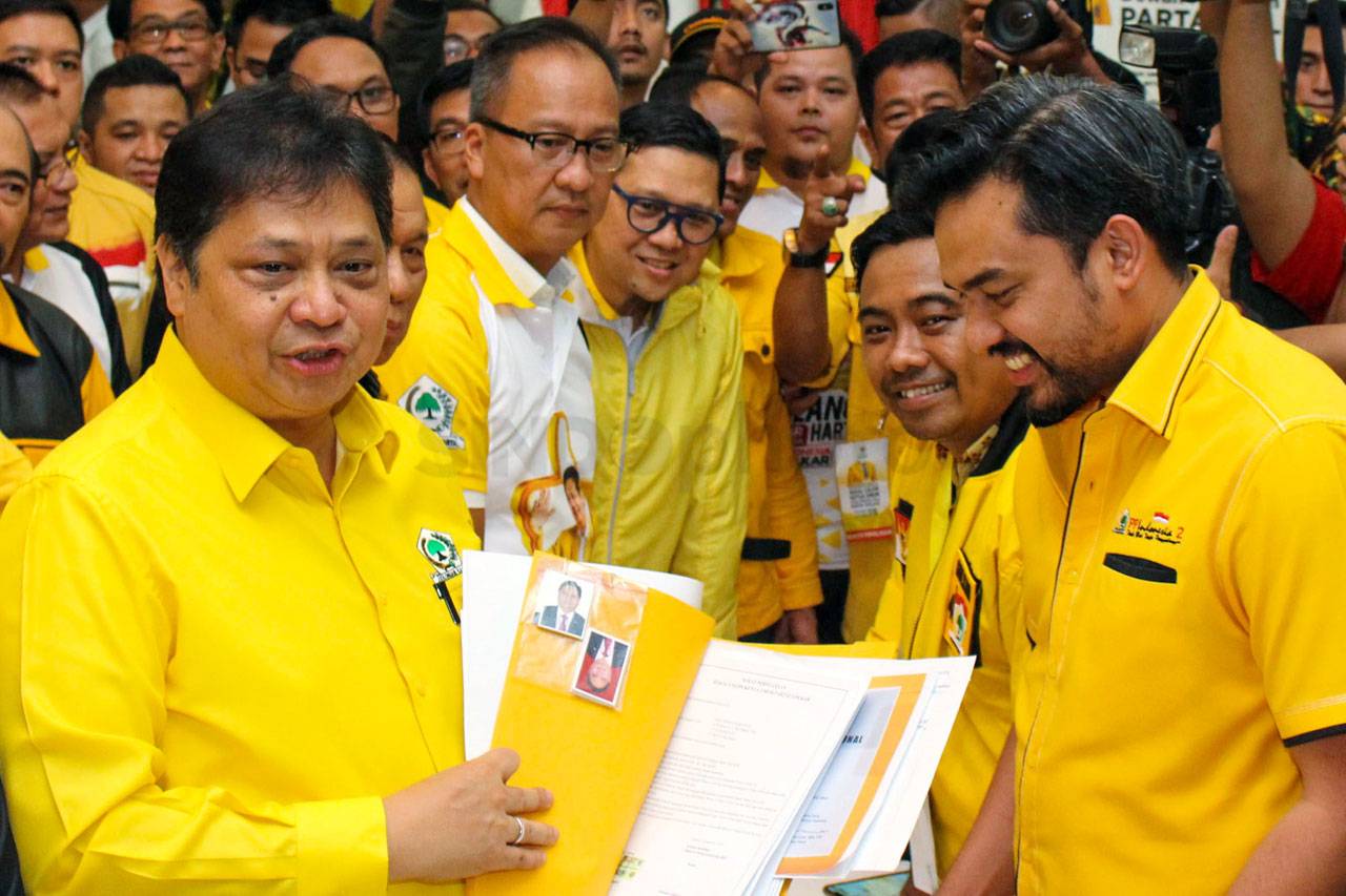 Airlangga Hartarto Kembalikan...
