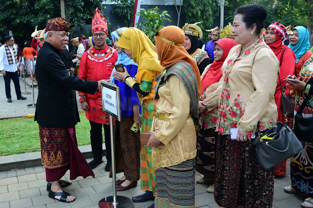 Menko Luhut Panjaitan...