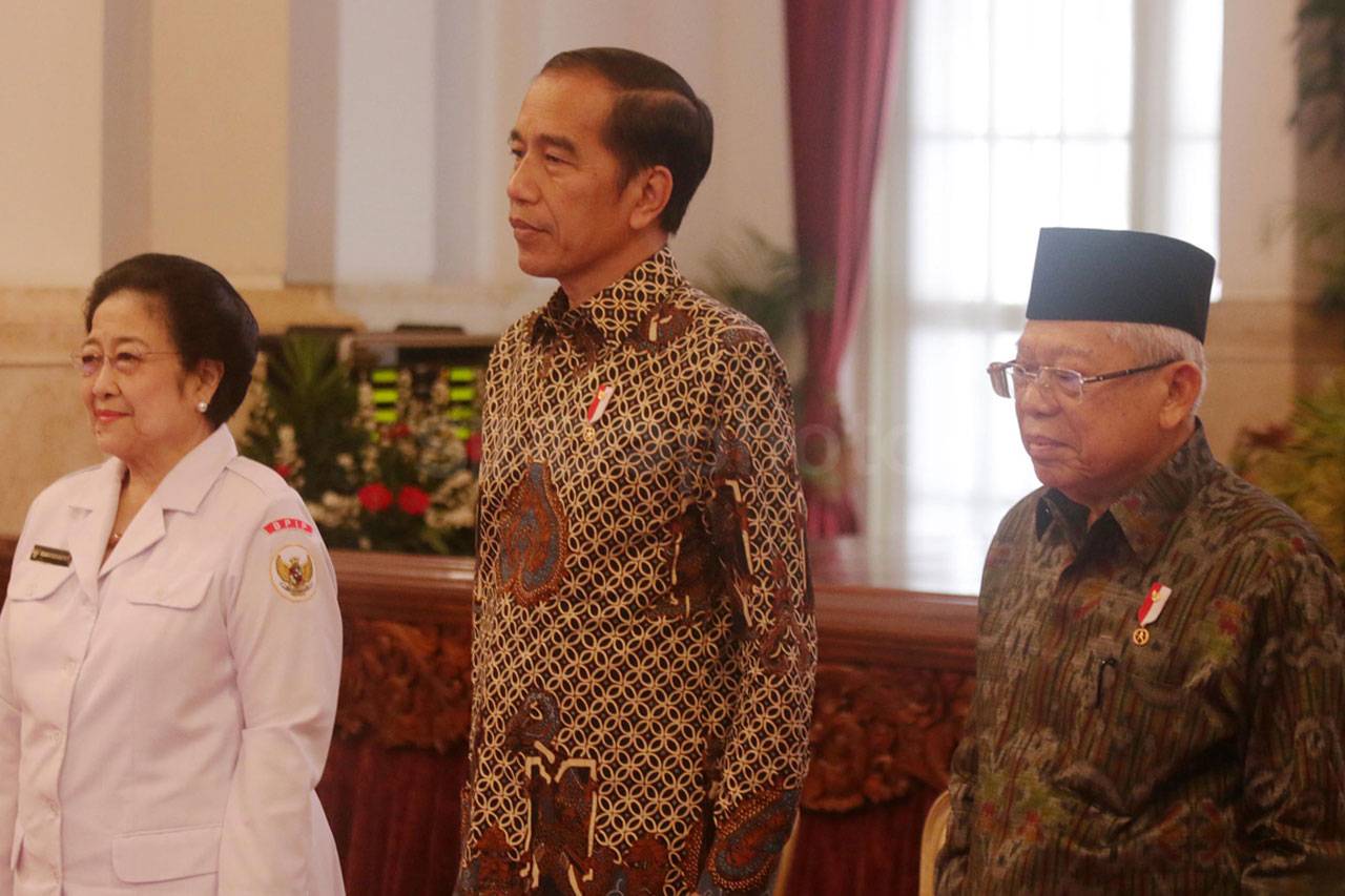 Presiden Jokowi Hadiri...