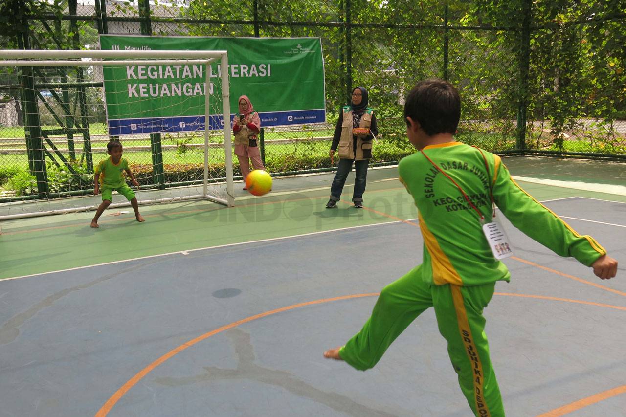50 Pelajar SD Junika...