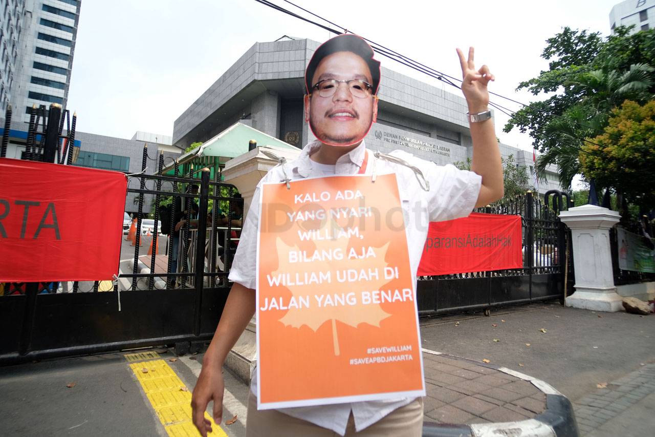 Aliansi Masyarakat untuk...