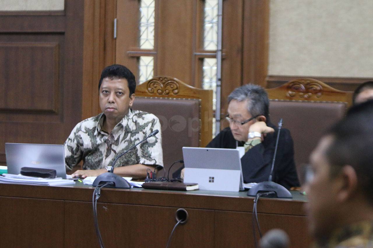 Mantan Menag Lukman...