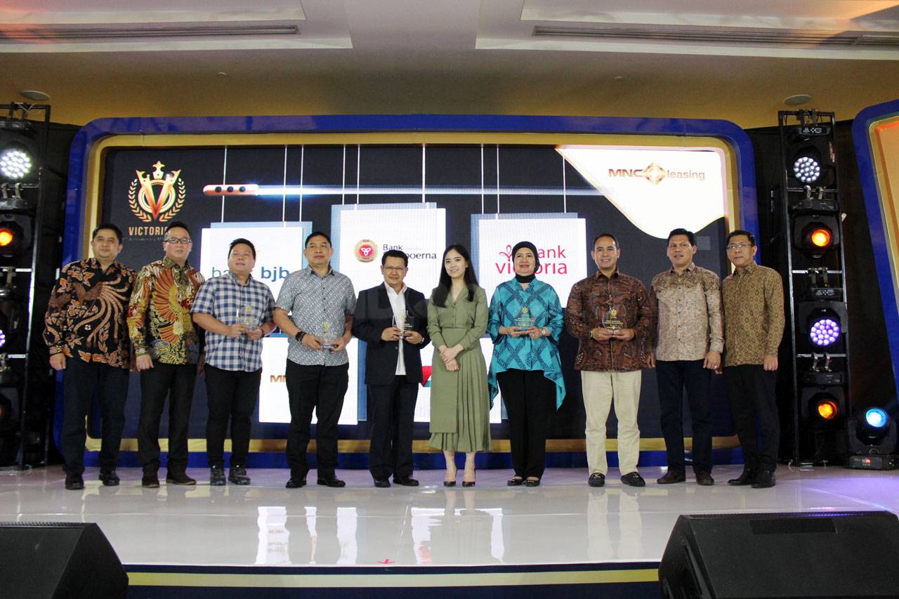 MNC Leasing Rayakan...