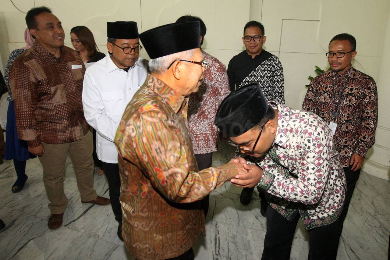 Wapres Maruf Amin Terima...