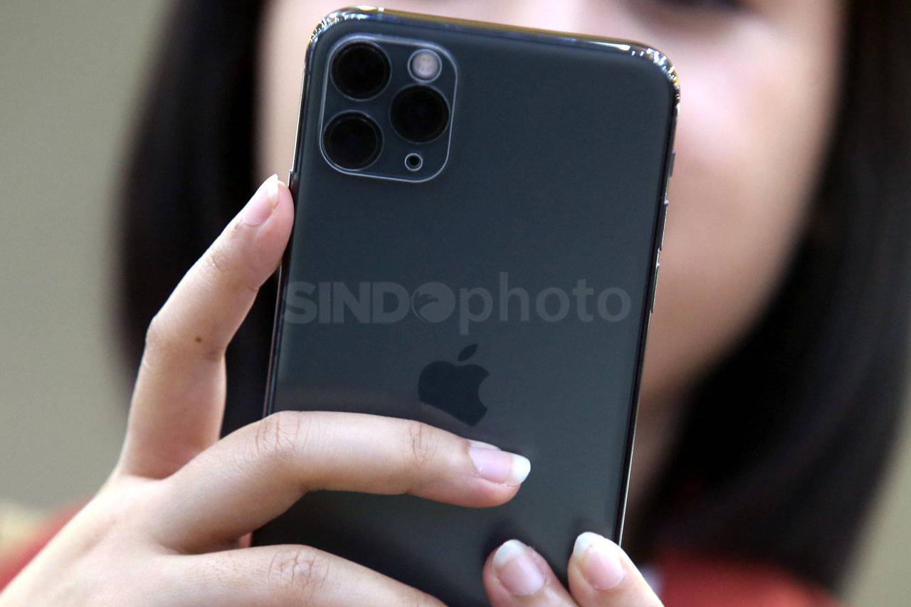 Apple iPhone 11, iPhone...