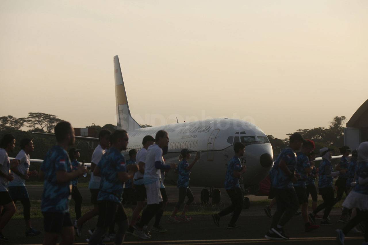 5.155 Pelari Ikuti Air...