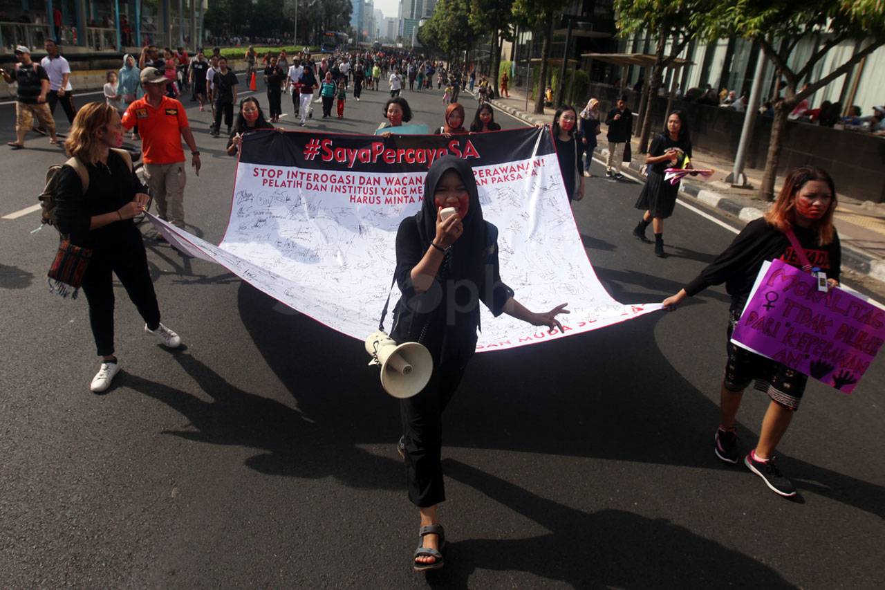 Aktivis Perempuan Beri...
