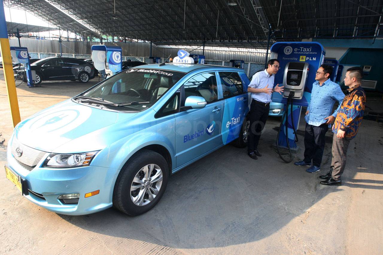 Blue Bird Tambah 200...