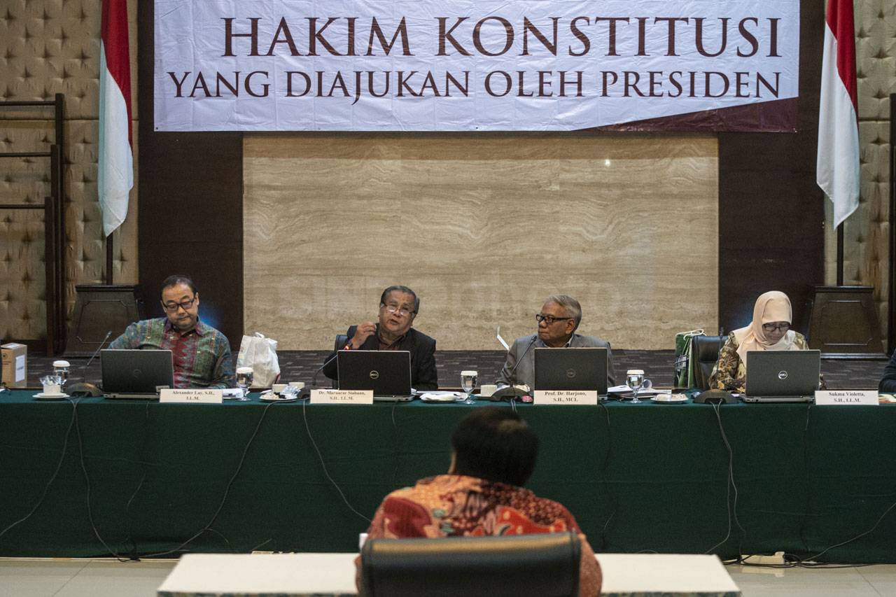 Calon Hakim Konstitusi...