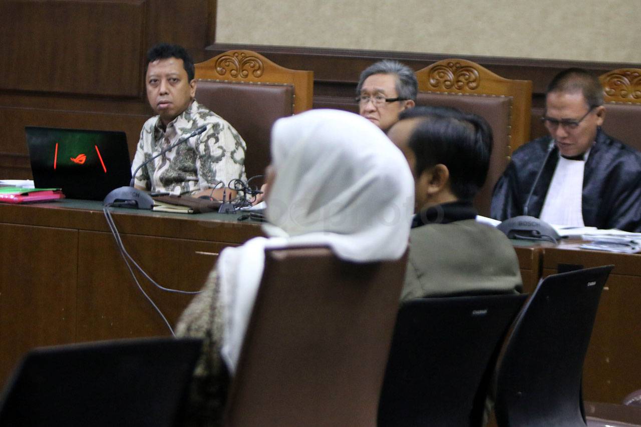 Gubernur Khofifah Jadi...