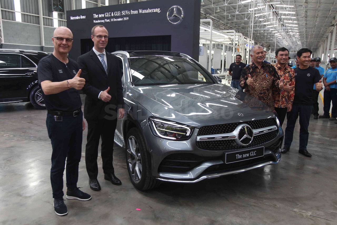 Mercedes-Benz Kenalkan...
