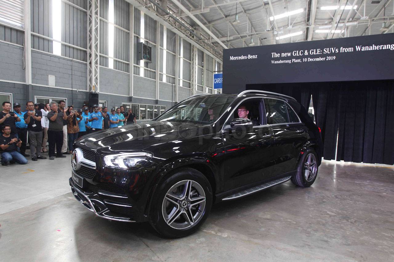 Mercedes-Benz Kenalkan...