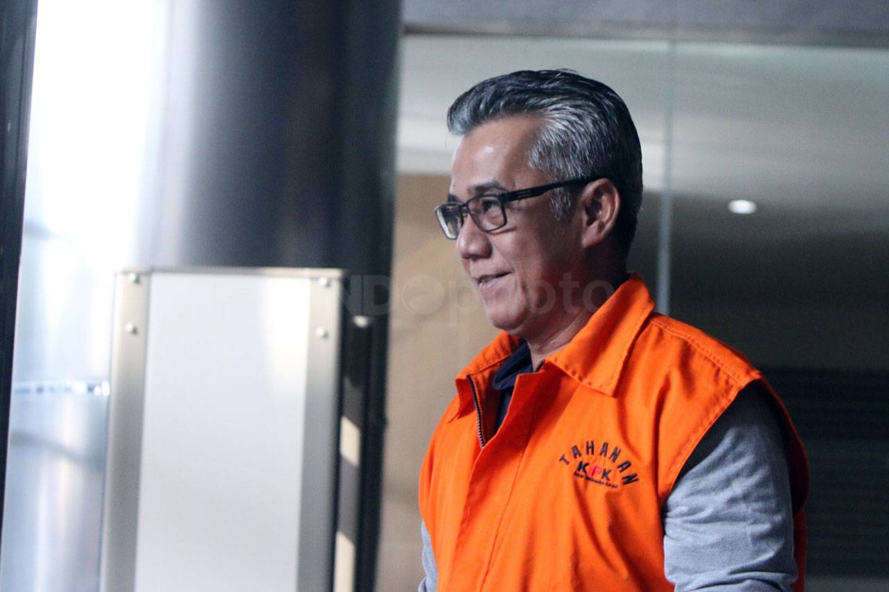 Kasus Suap Bupati Indramayu,...