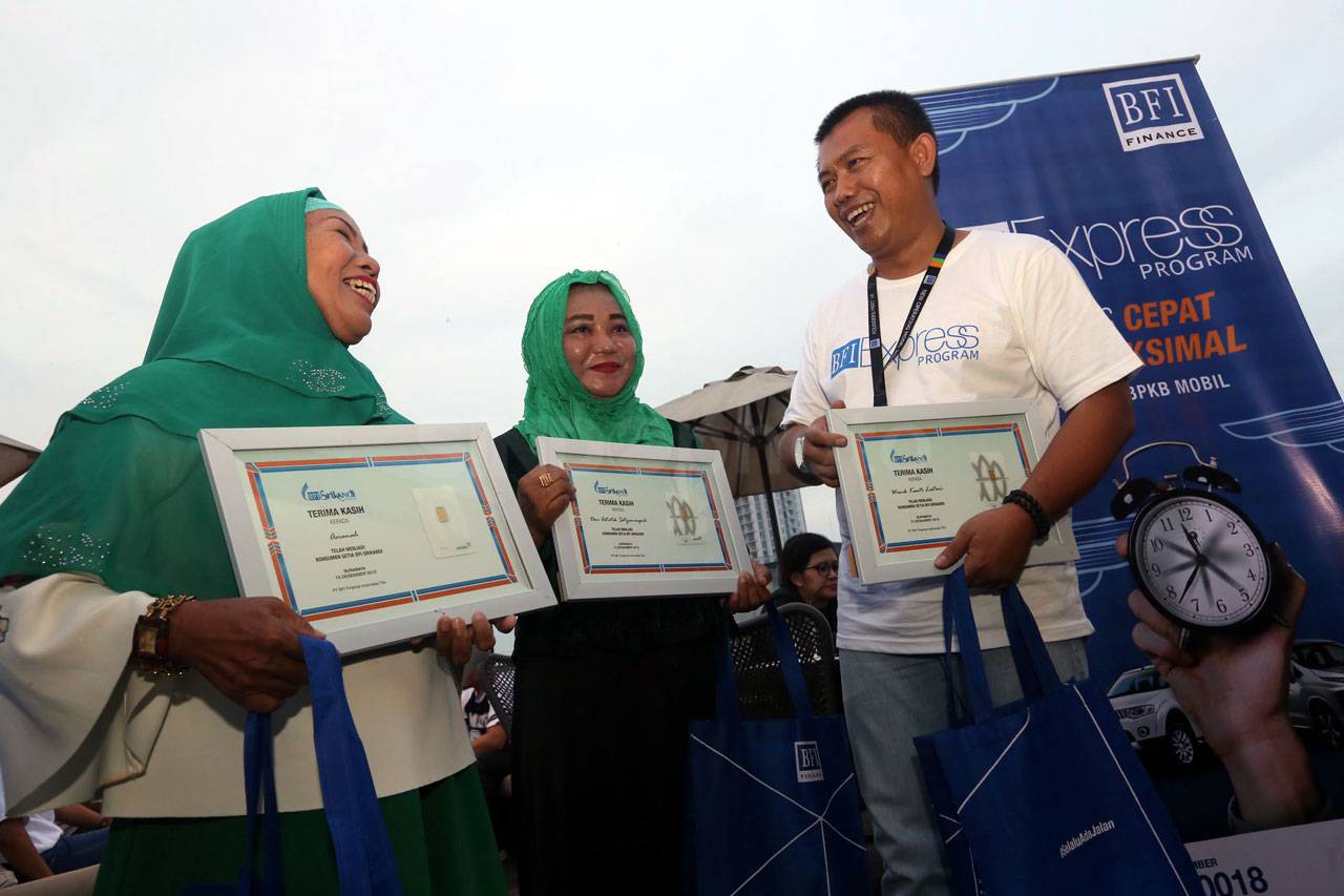 BFI Finance Luncurkan...