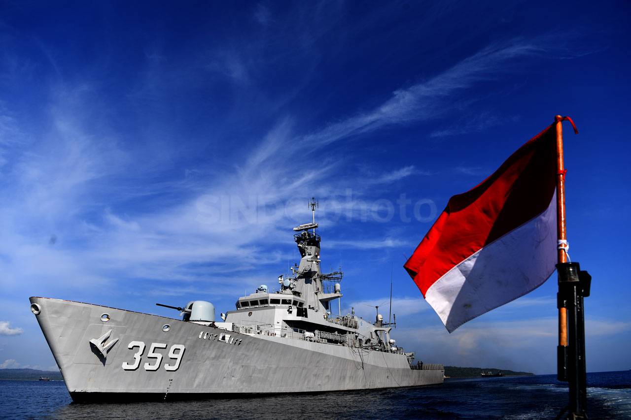 KRI Usman-Harun Bersandar...