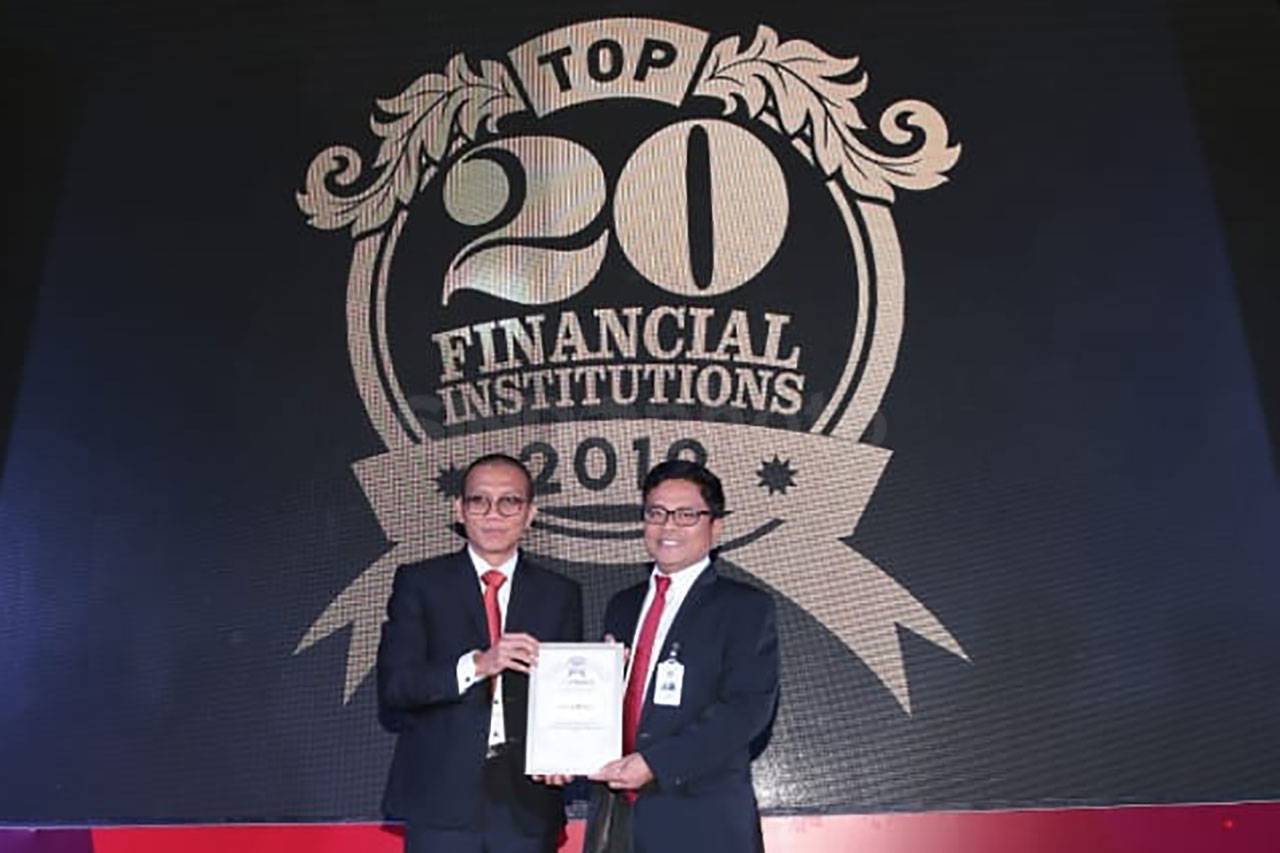 Bank DKI Raih Penghargaan...