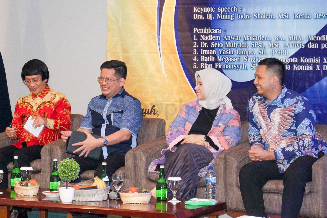 Diskusi Publik: Pendidikan...