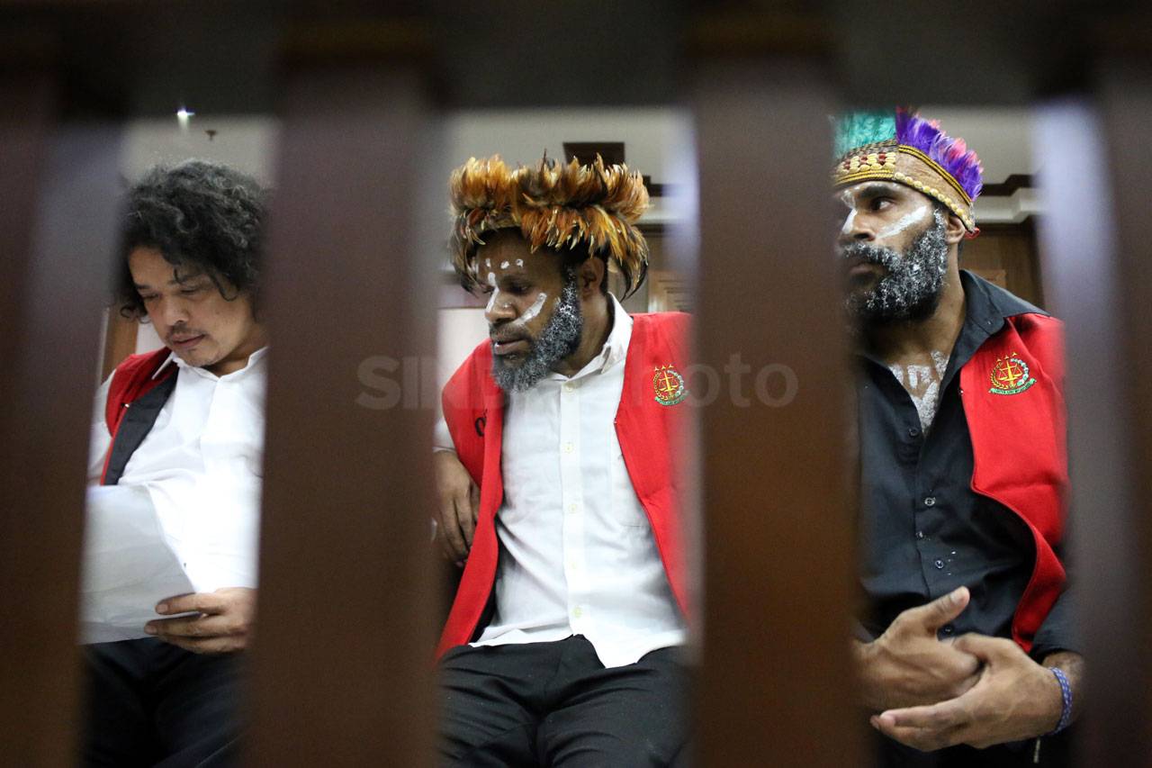 Sidang Dakwaan Pengibar...
