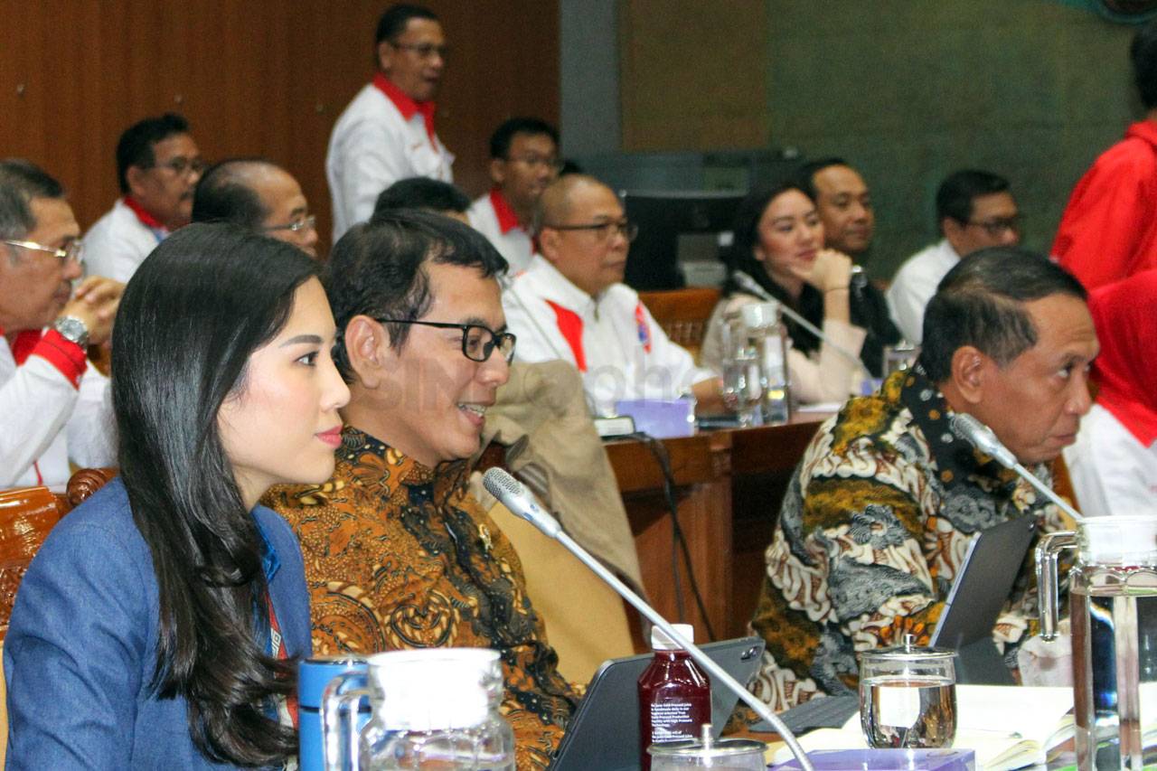 Menparekraf Raker dengan...