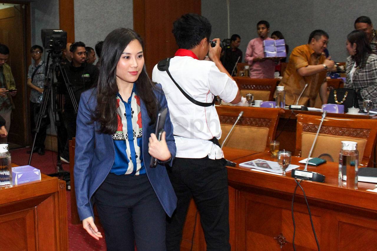 Menparekraf Raker dengan...